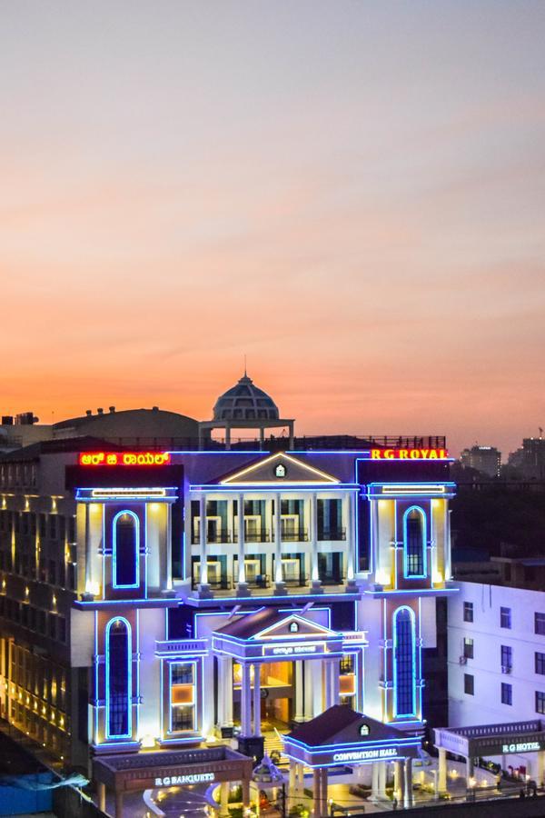 Rg Royal Hotel Bangalore Exterior foto